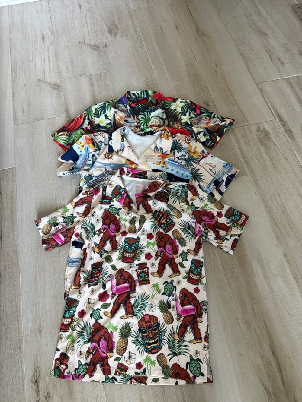 Men’s Small Set of 3 Hawaiian Tiki & Pineapple Print Hawaiian Shirt - Multicolor